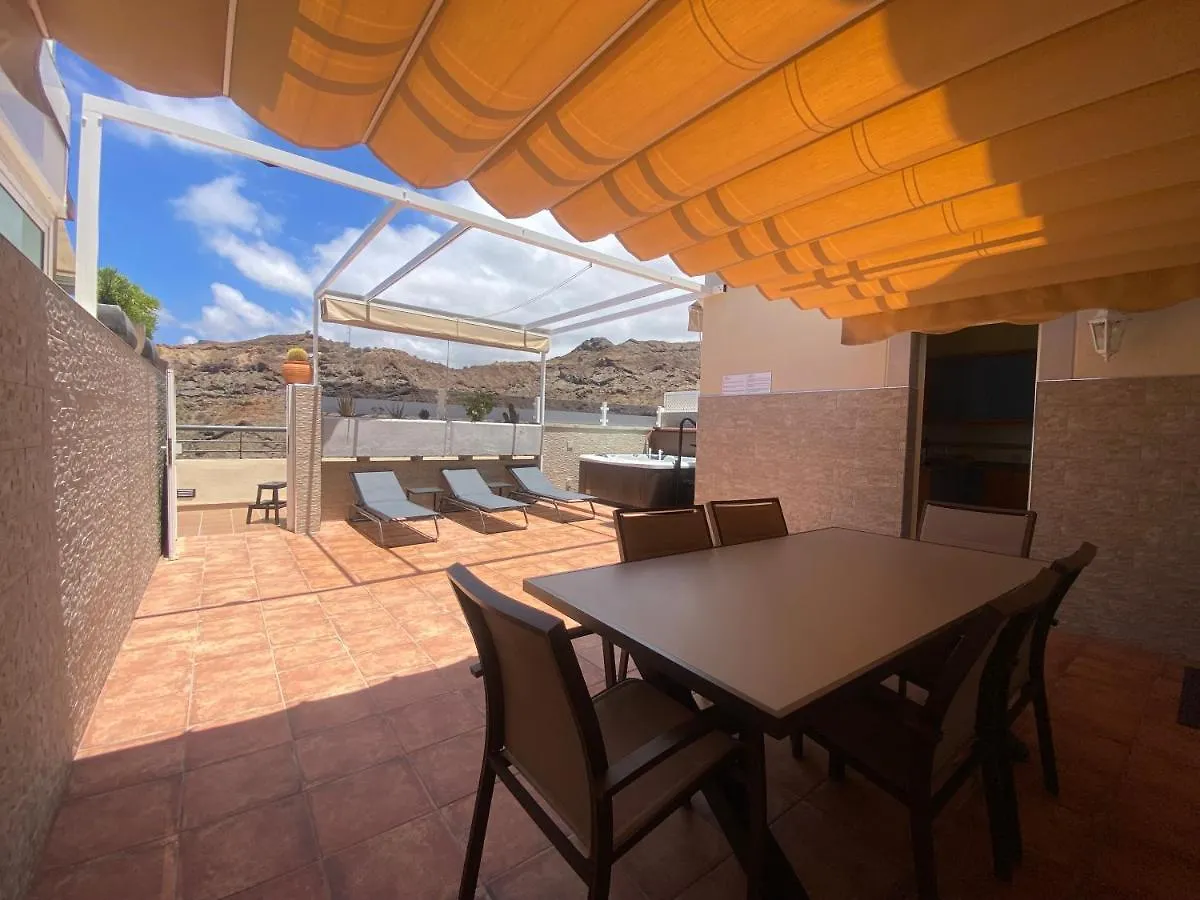 Apartment With Jacuzzi And Pool Access Puerto Rico  Puerto Rico (Gran Canaria)