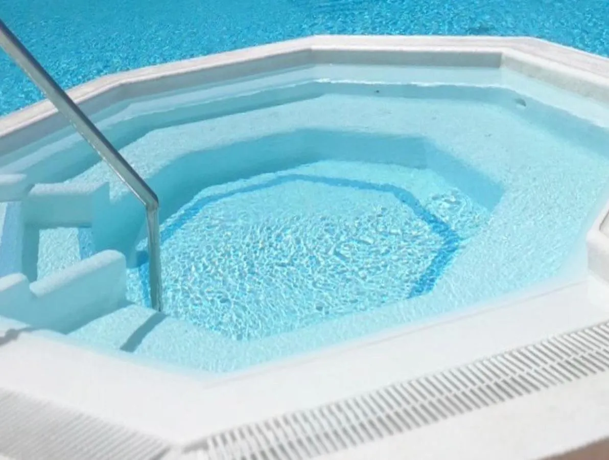 Apartment With Jacuzzi And Pool Access プエルトリコ 0*,  スペイン